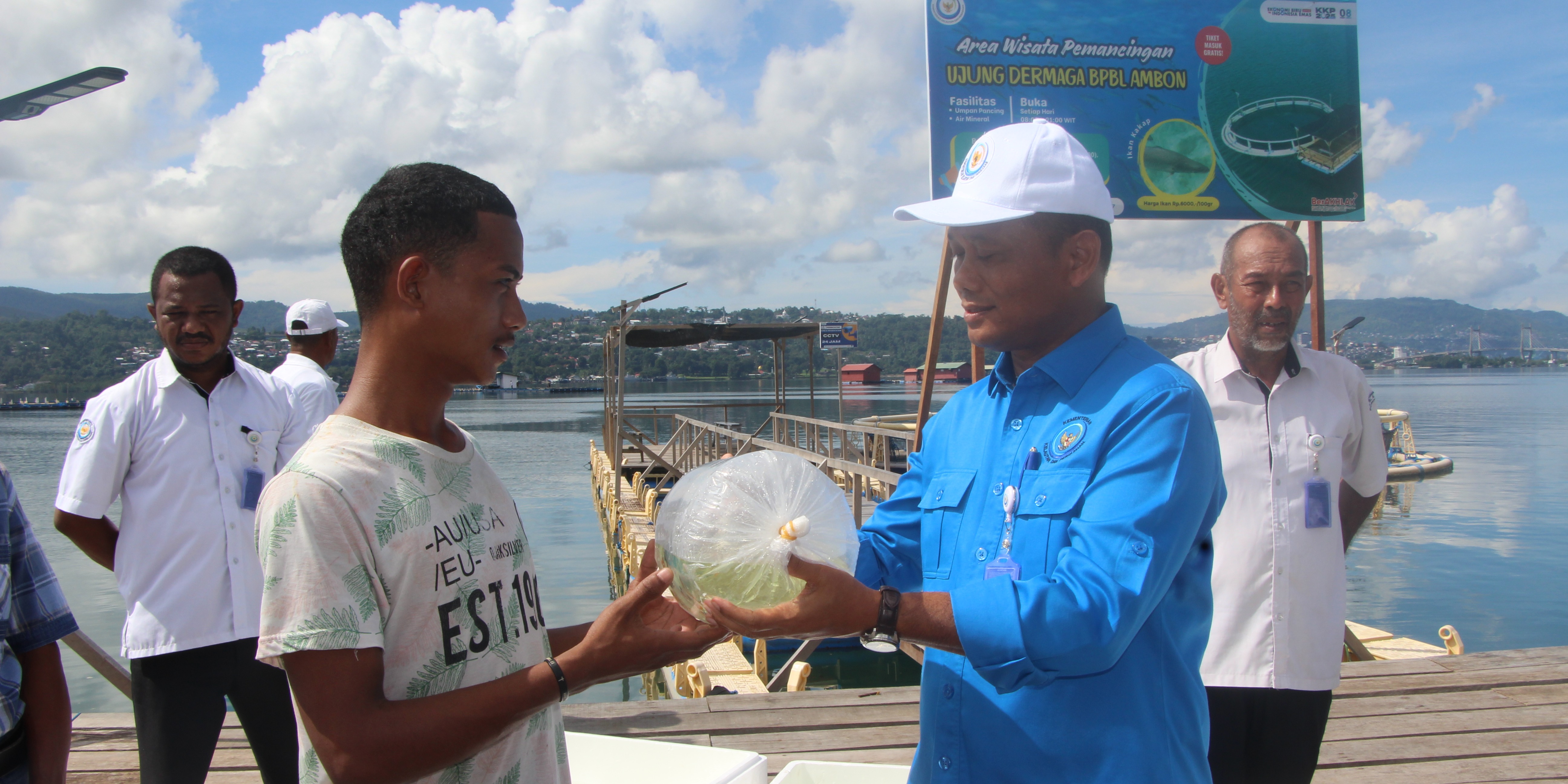 Jaga Ekosistem Laut, KKP Tingkatkan Produktivitas Budidaya Nemo di Maluku