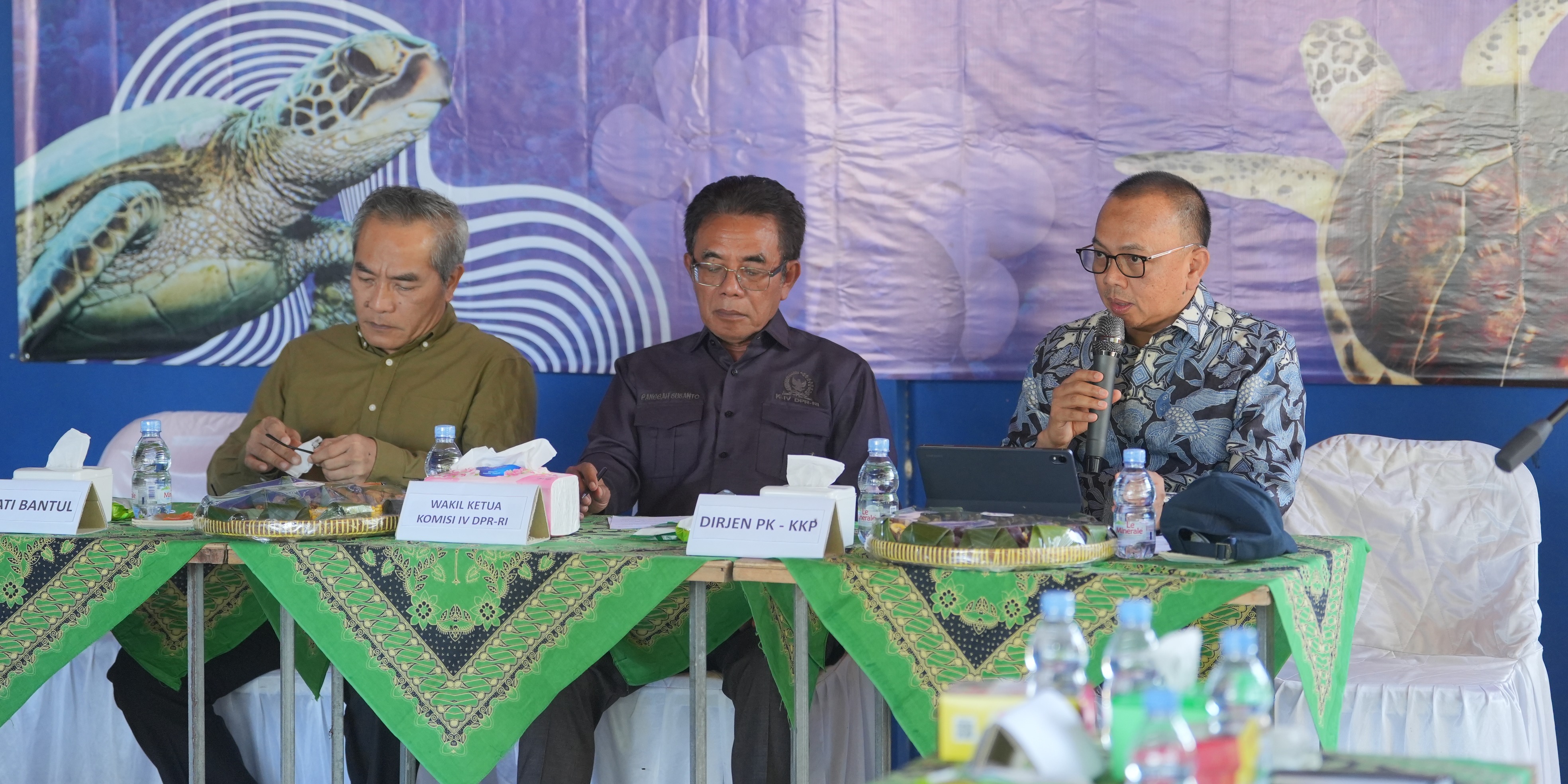 Kunjungan Kerja Spesifik Komisi IV DPR RI di Kawasan Konservasi Penyu Pantai Goa Cemara, D.I Yogyakarta.