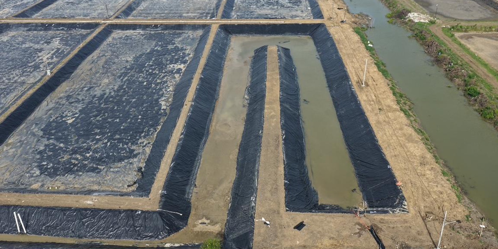 Progres Pembangunan Instalasi Pengolahan Air Limbah (IPAL) BINS Karawang Per 18 November 2025