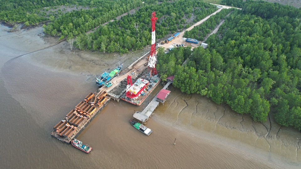PSDKP Belawan Segel Proyek Reklamasi Ilegal di Riau