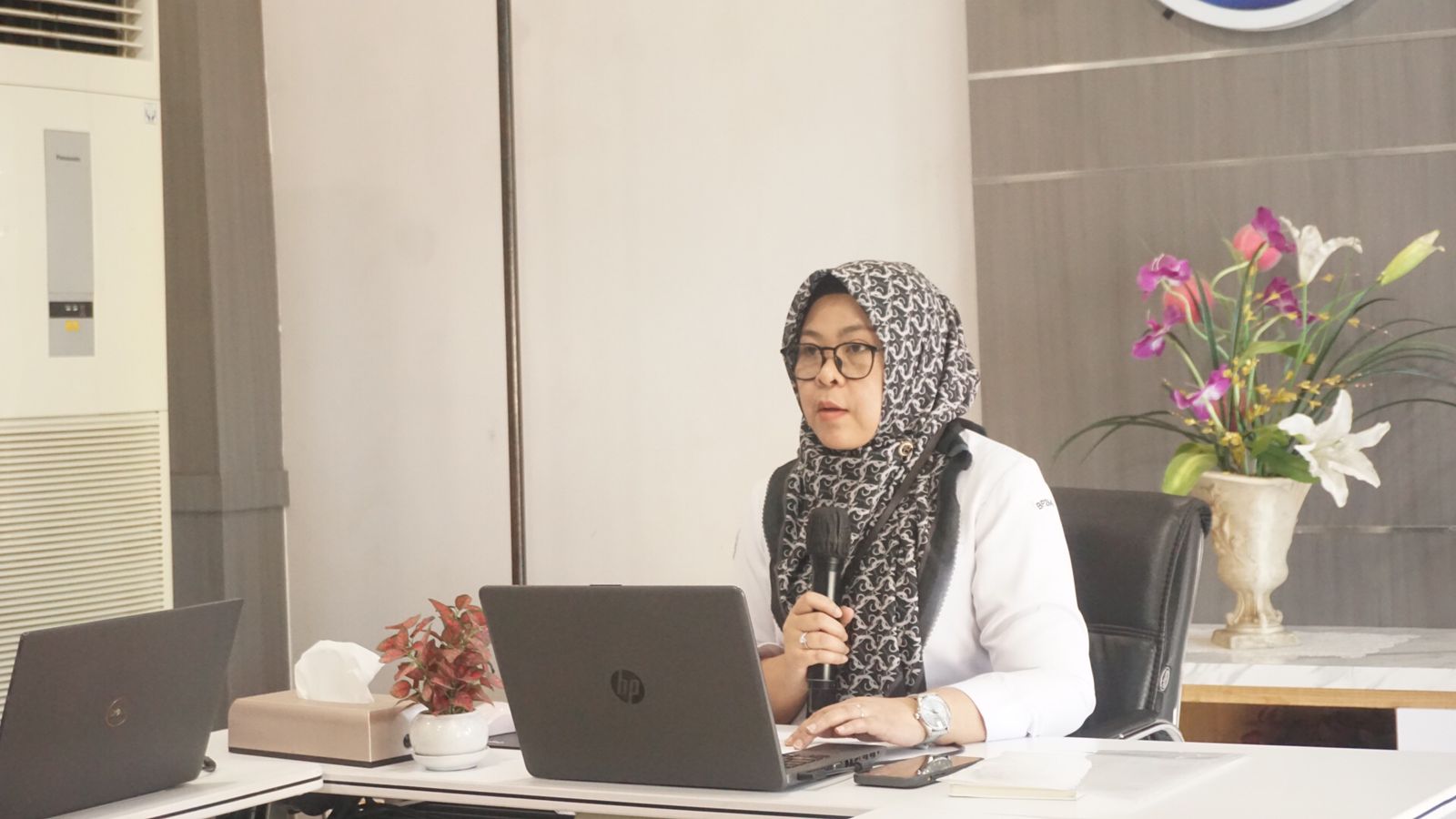 Webinar Peningkatan Kapasitas SDM: "Peningkatan Daya Saing Produk Olahan Perikanan melalui Penerapan SKP dan GMP: Prosedur, Praktik, dan Implementasi"