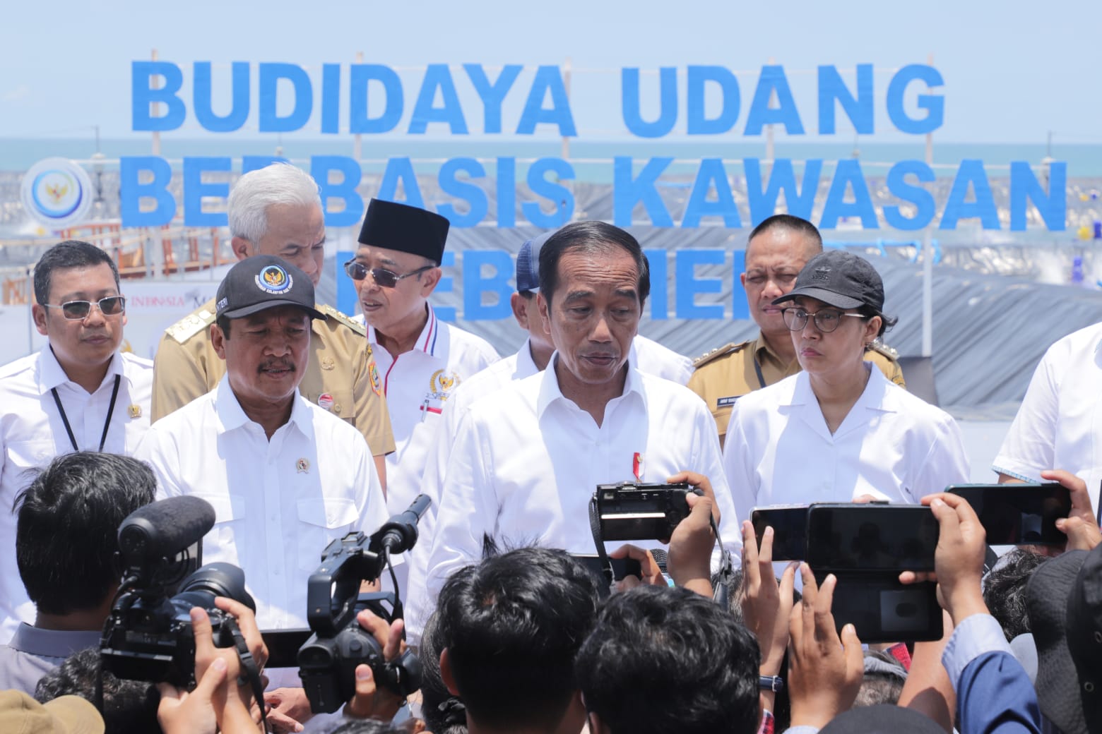 Alhamdulillah, Bapak Presiden @jokowi sudah meresmikan tambak Budidaya Udang Berbasis Kawasan (BUBK) di Kebumen