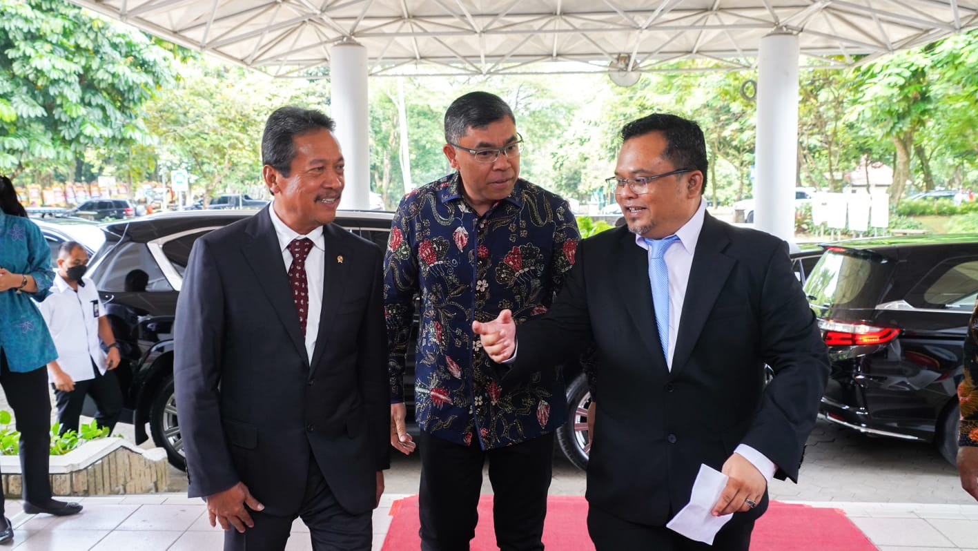 Menteri Sakti Wahyu Trenggono menghadiri pelantikan Prof Arif Satria sebagai Rektor Institut Pertanian Bogor (IPB) periode 2023-2028