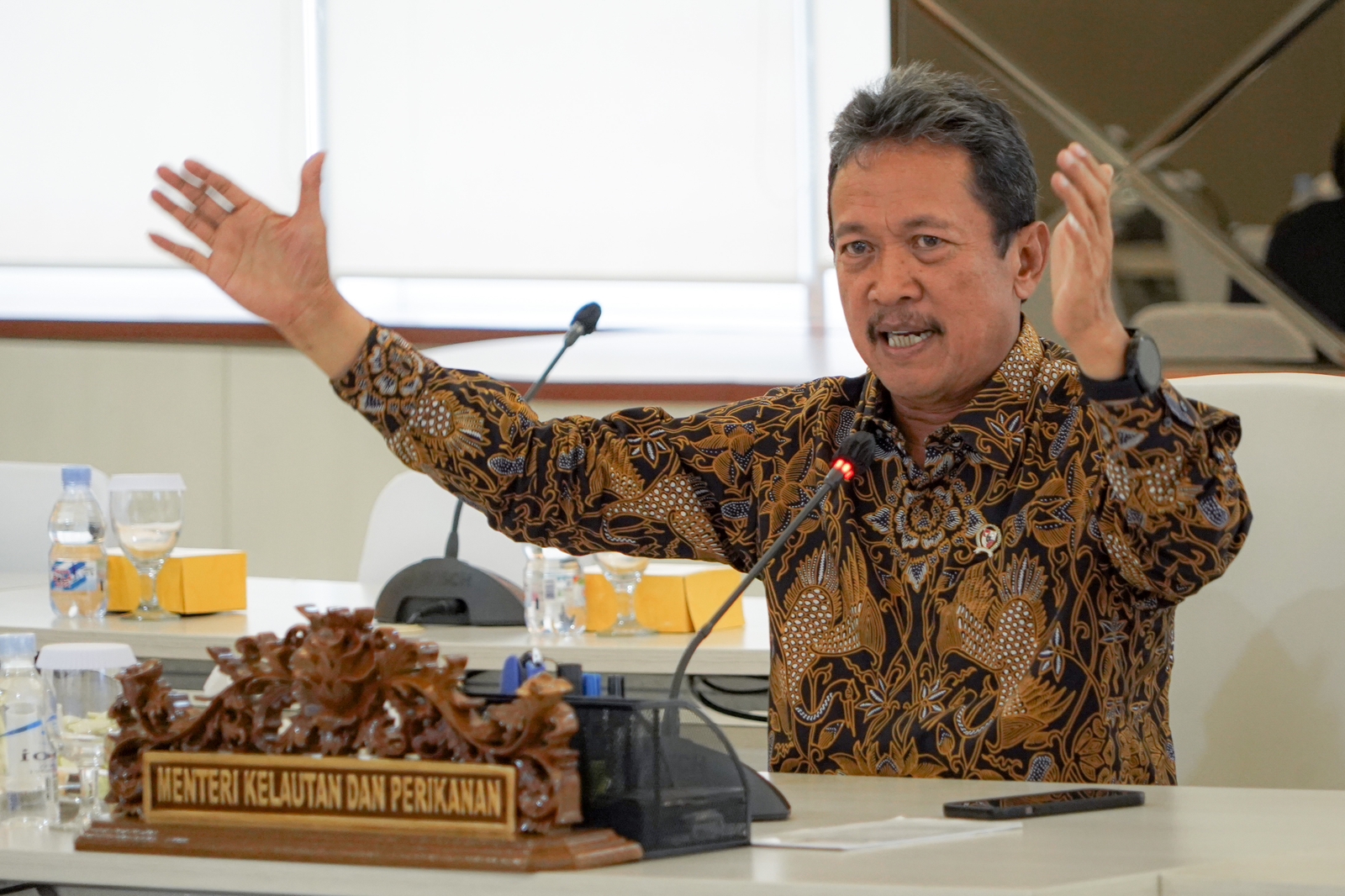 Siang ini Menteri Sakti Wahyu Trenggono bersilaturahmi dengan teman-teman pelaku usaha perikanan dari Jawa Tengah dan Jawa Barat di kantor KKP