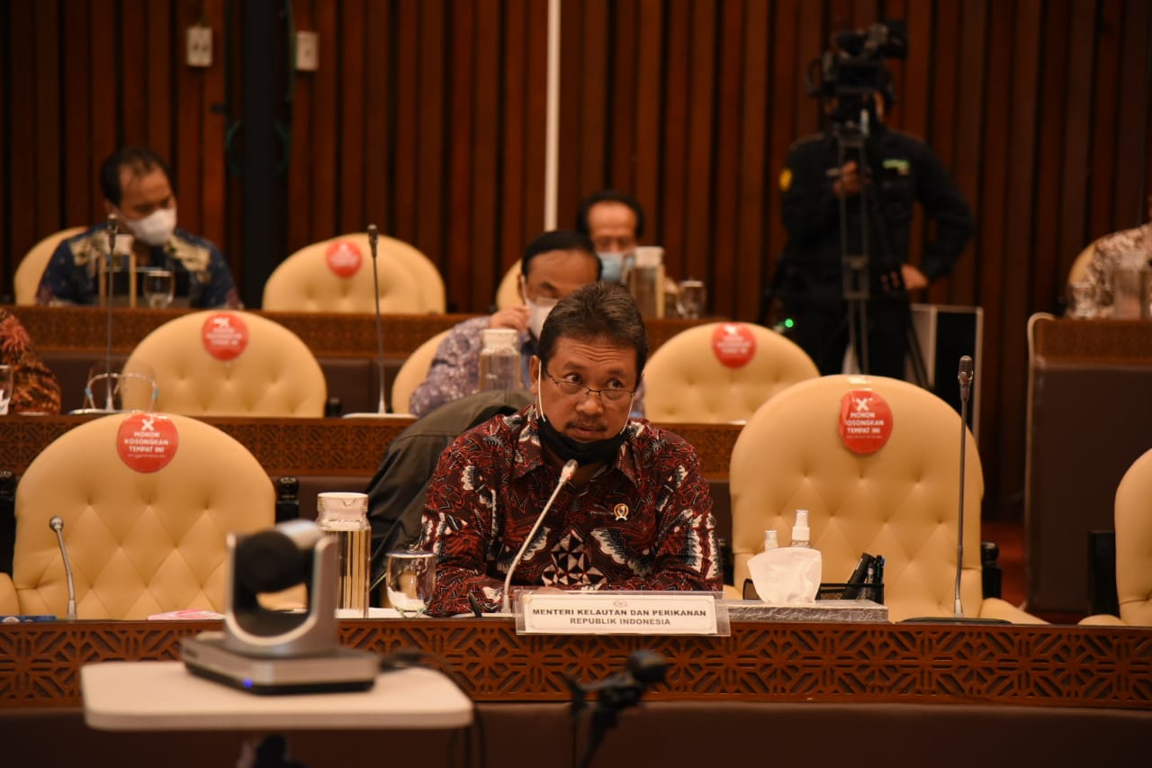 Menteri Trenggono Buka Suara Soal Ekspor Benur dan Cantrang di DPR
