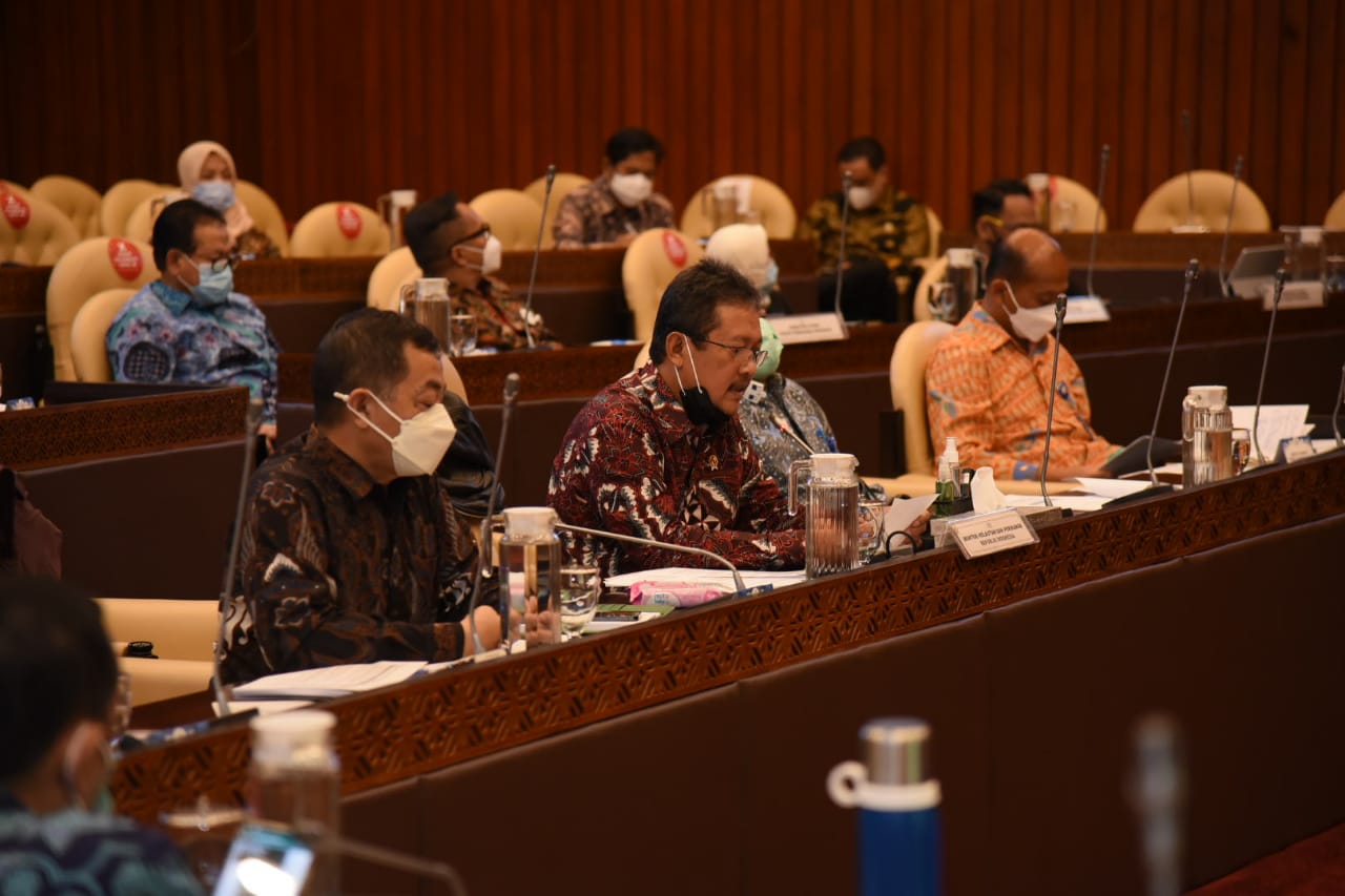 Menteri Trenggono Buka Suara Soal Ekspor Benur dan Cantrang di DPR