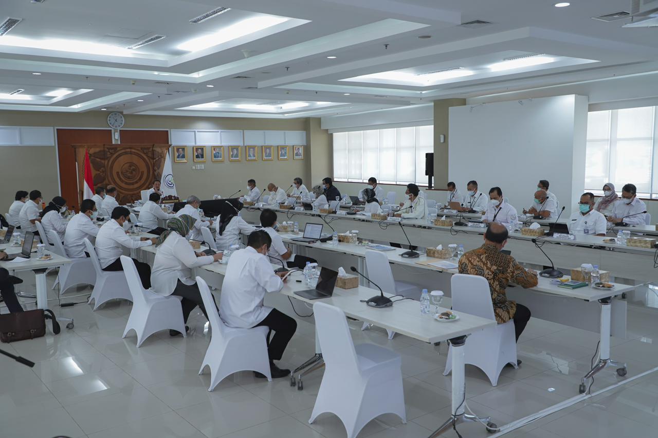 Jakarta (25/1), Rapat Pimpinan kolaborasi dan sinergi antar unit Eselon I KKP untuk Program Unggulan 2021 - 2024