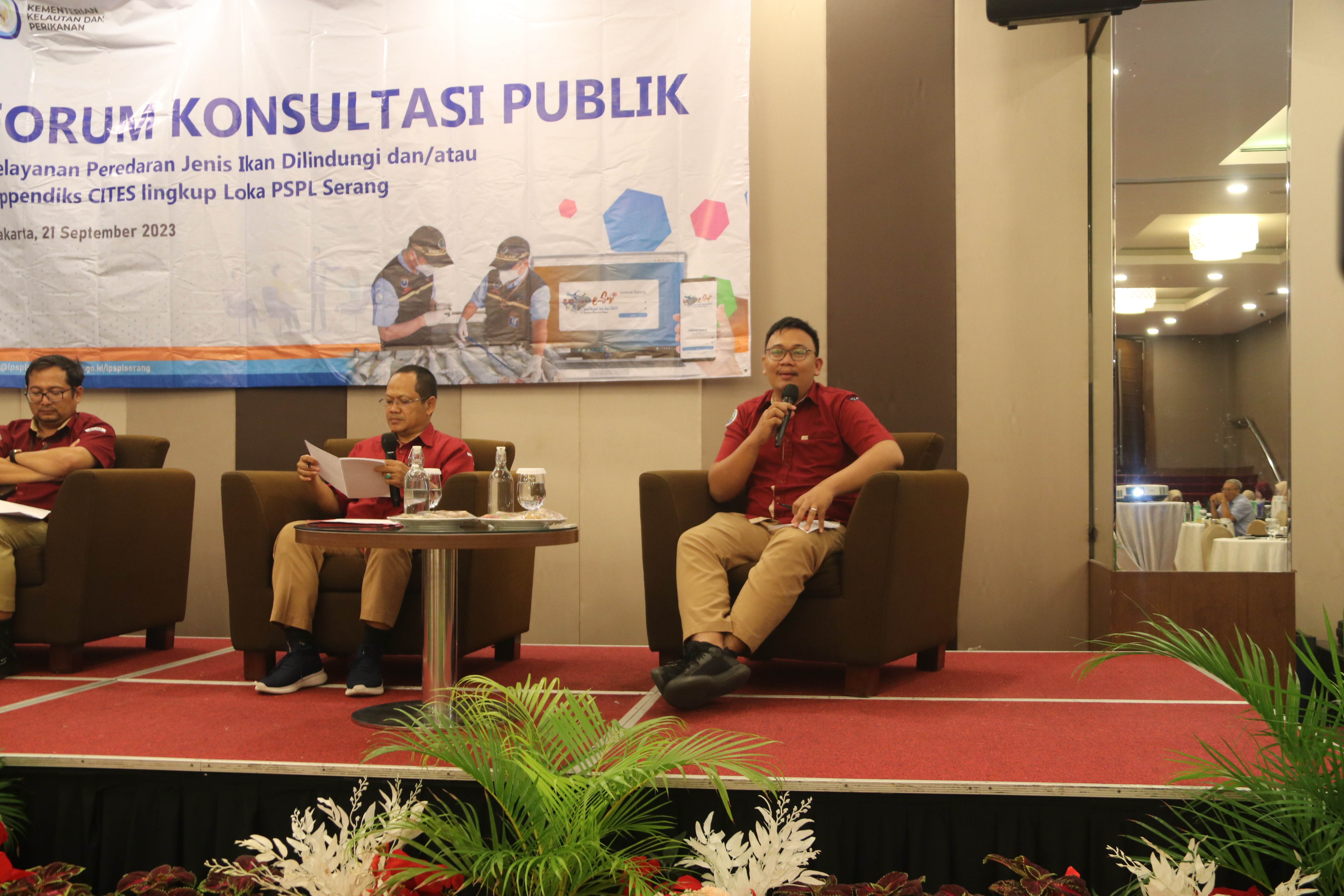 Forum Konsultasi Publik Pelayanan Peredaran Jenis Ikan Dilindungi dan/atau Appendik Cites Lingkup Loka PSPL Serang, Jakarta (21/9).