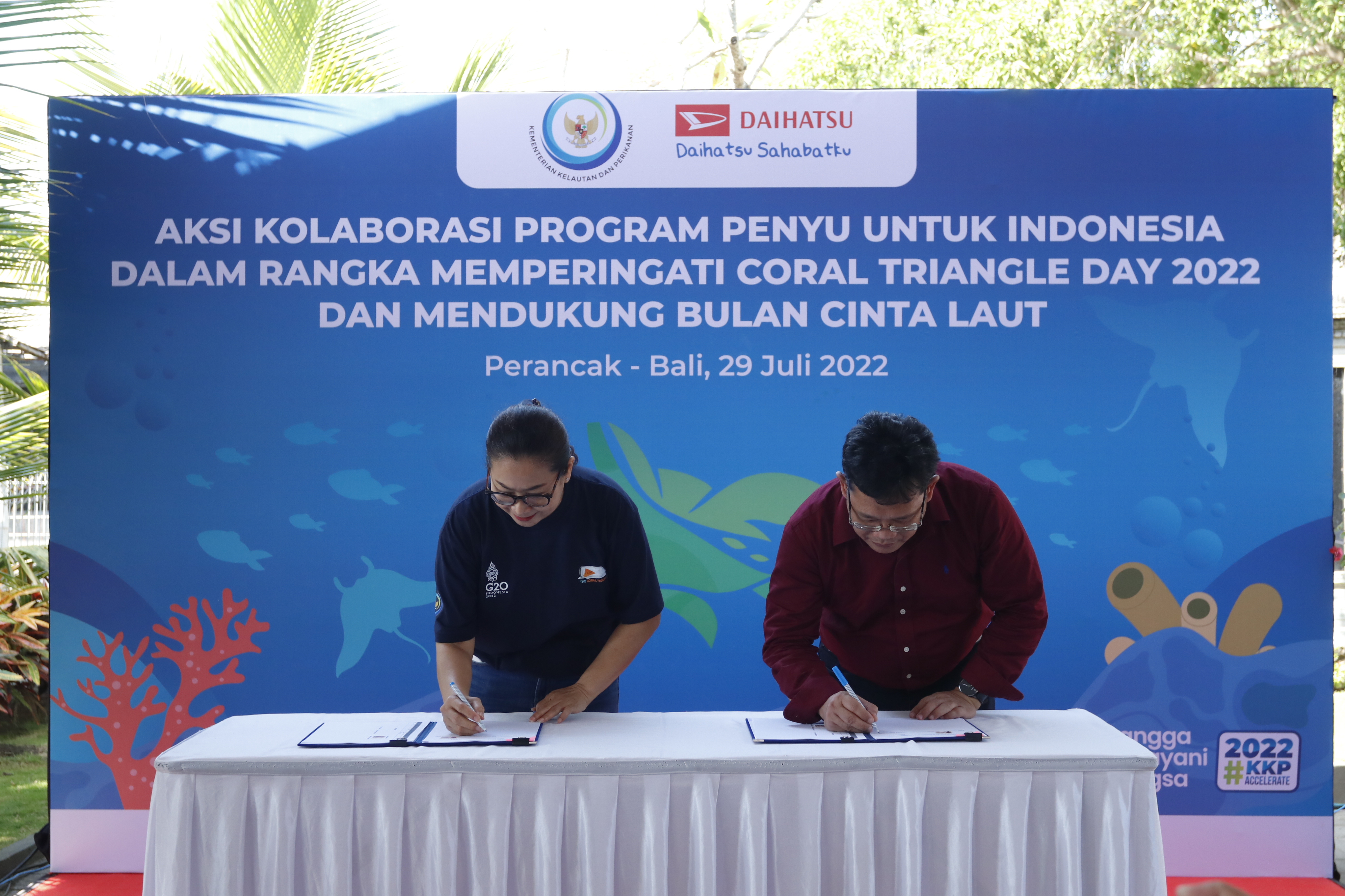 Penandatanganan Perjanjian Kerja Sama (PKS) antara Direktorat Jenderal Pengelolaan Ruang Laut KKP dan PT. Astra Daihatsu Motor, Bali (29/7).