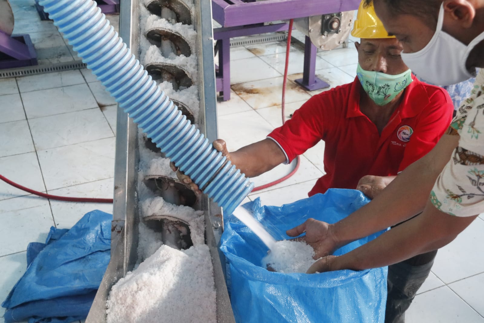 Peresmian Washing Plant dan Dialog Dengan Petambak Garam di Brebes, Selasa (22/12)