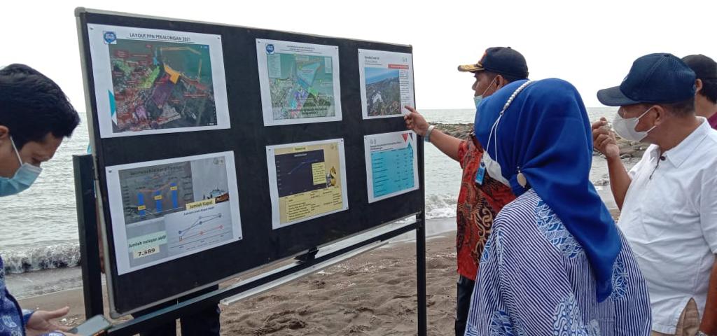 Kunjungan Kerja Meninjau Pembangunan Pelabuhan Perikanan On Shore di Pekalongan