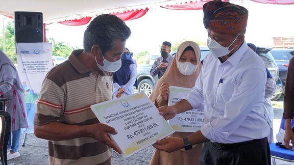 Dirjen PB meresmikan kampung perikanan budidaya lobster di Kab. Lombok Timur (26/03/22)