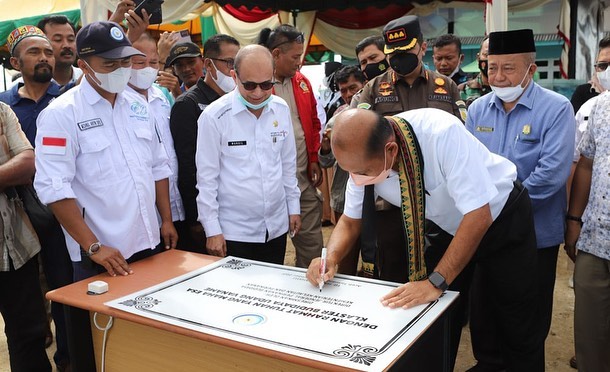 Dirjen PB bersama Pemerintah Kab. Aceh Tamiang merevitaslisasi lahan pertambakan udang (22/12/21)