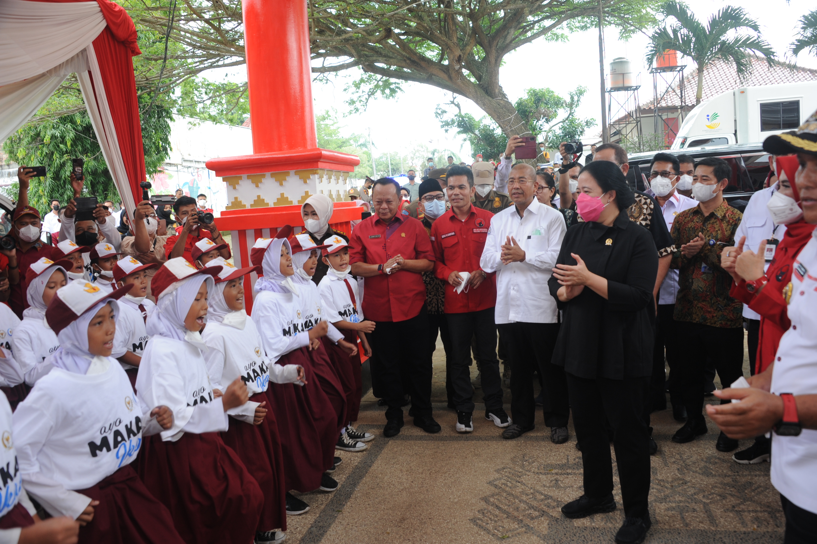 Kampanye Gemarikan dan Penyerahan Bantuan bersama Ketua DPR Ibu Puan Maharani Lampung