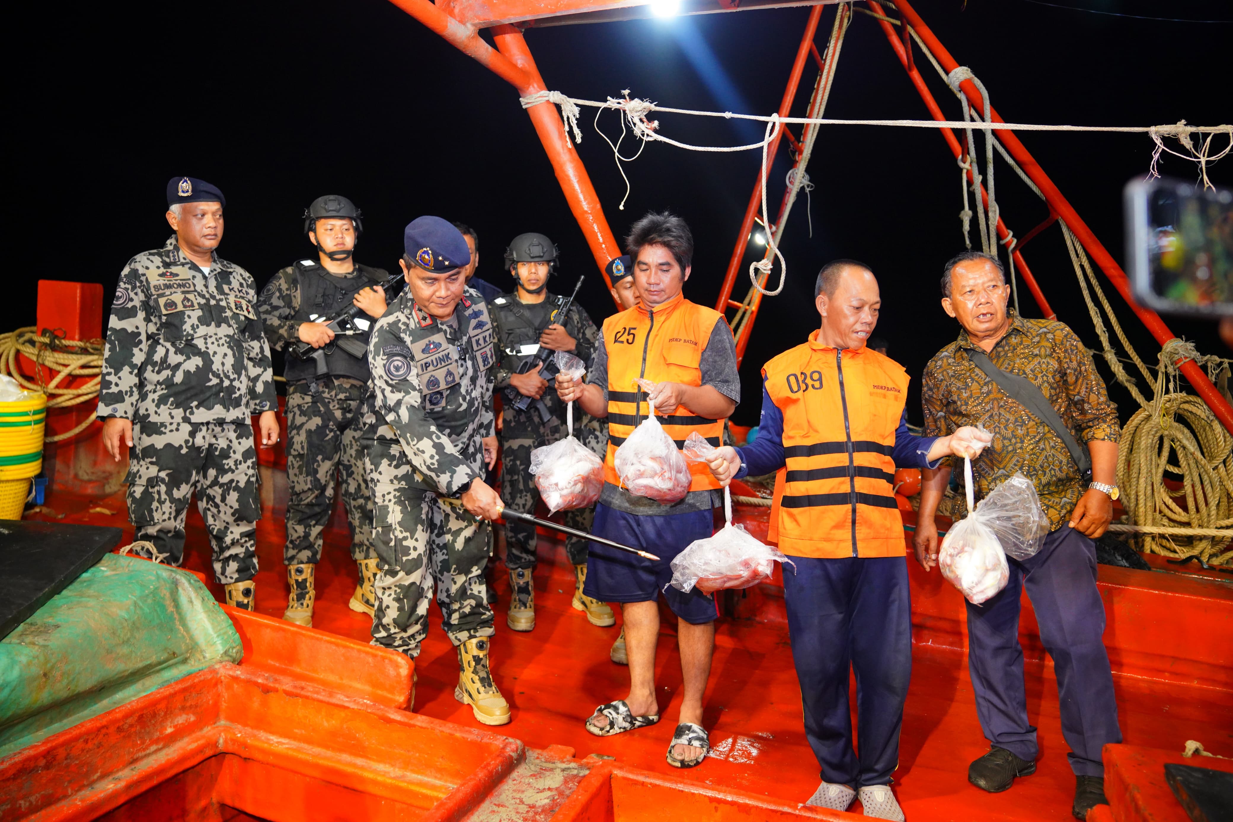 Konferensi Pers KKP Amankan 3 Kapal Asing di Laut Natuna dan Selat Malaka