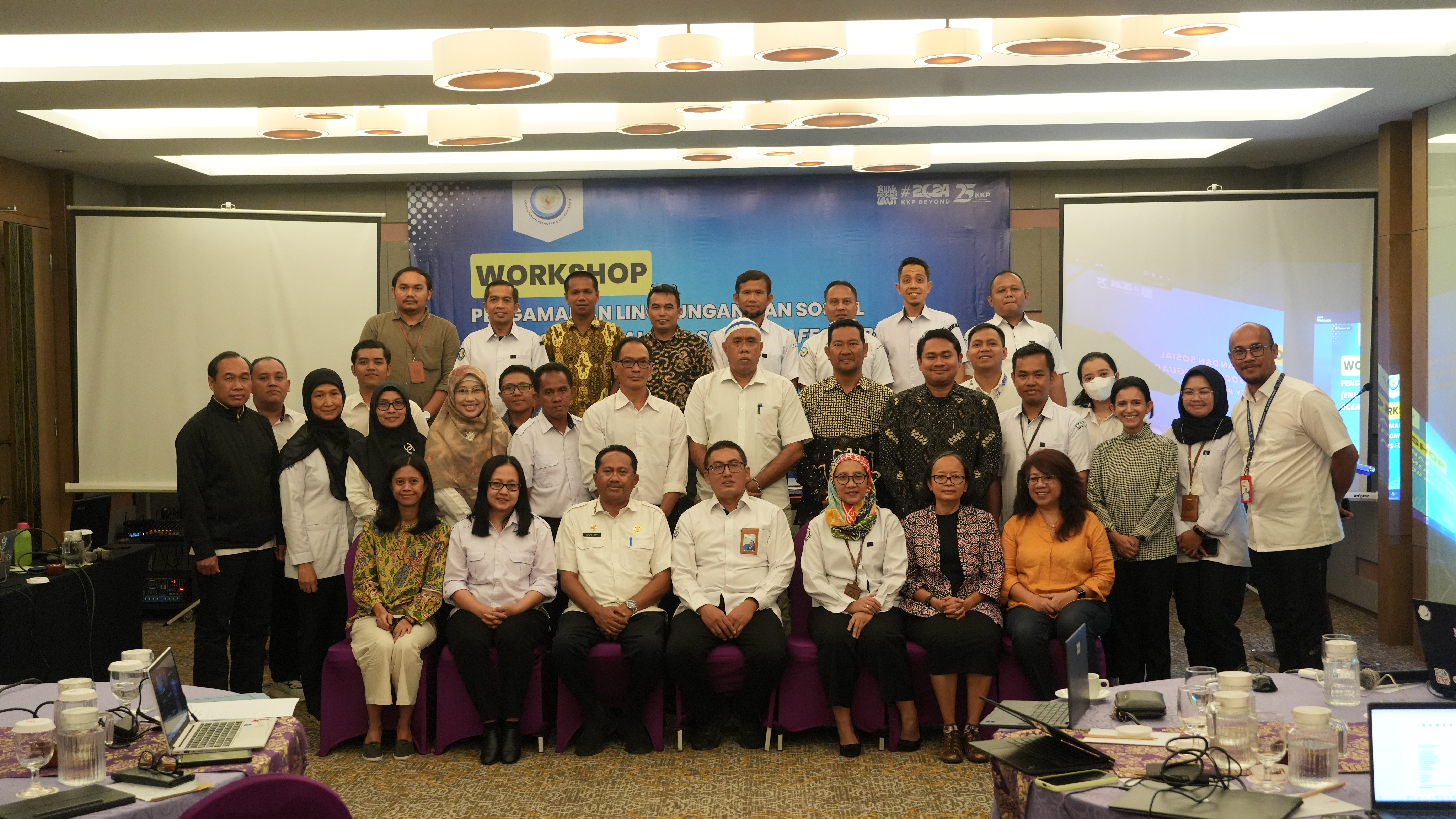 Workshop Pengamanan Lingkungan dan Sosial (Environmental and Social Safeguard) Oceans for Prosperity Project – LAUTRA), Lombok (16/10).