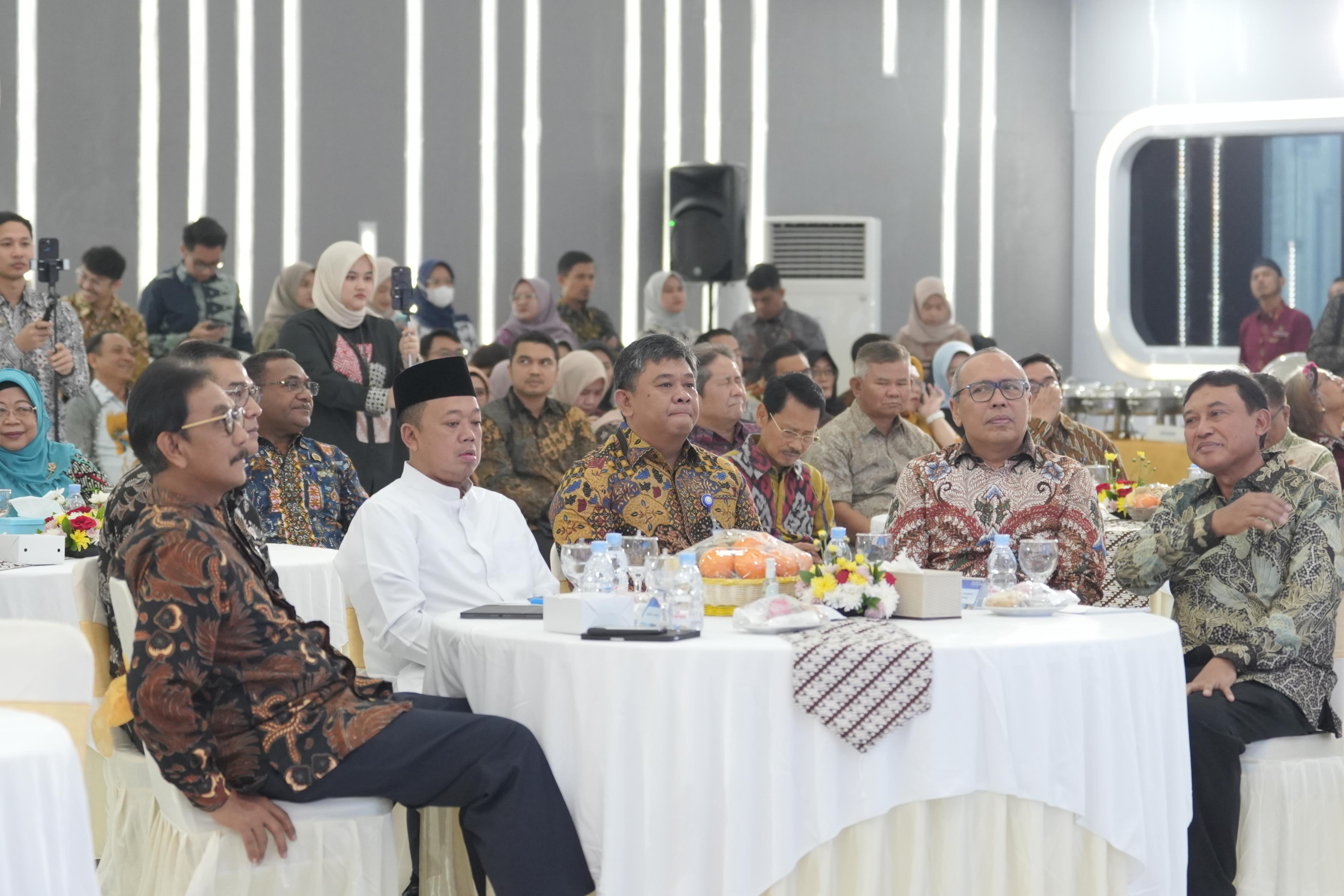 Narasumber Talkshow tema "One Spatial Planning Policy: Kunci Sukses Pembangunan Nasional Berkelanjutan", Jakarta (08/11).