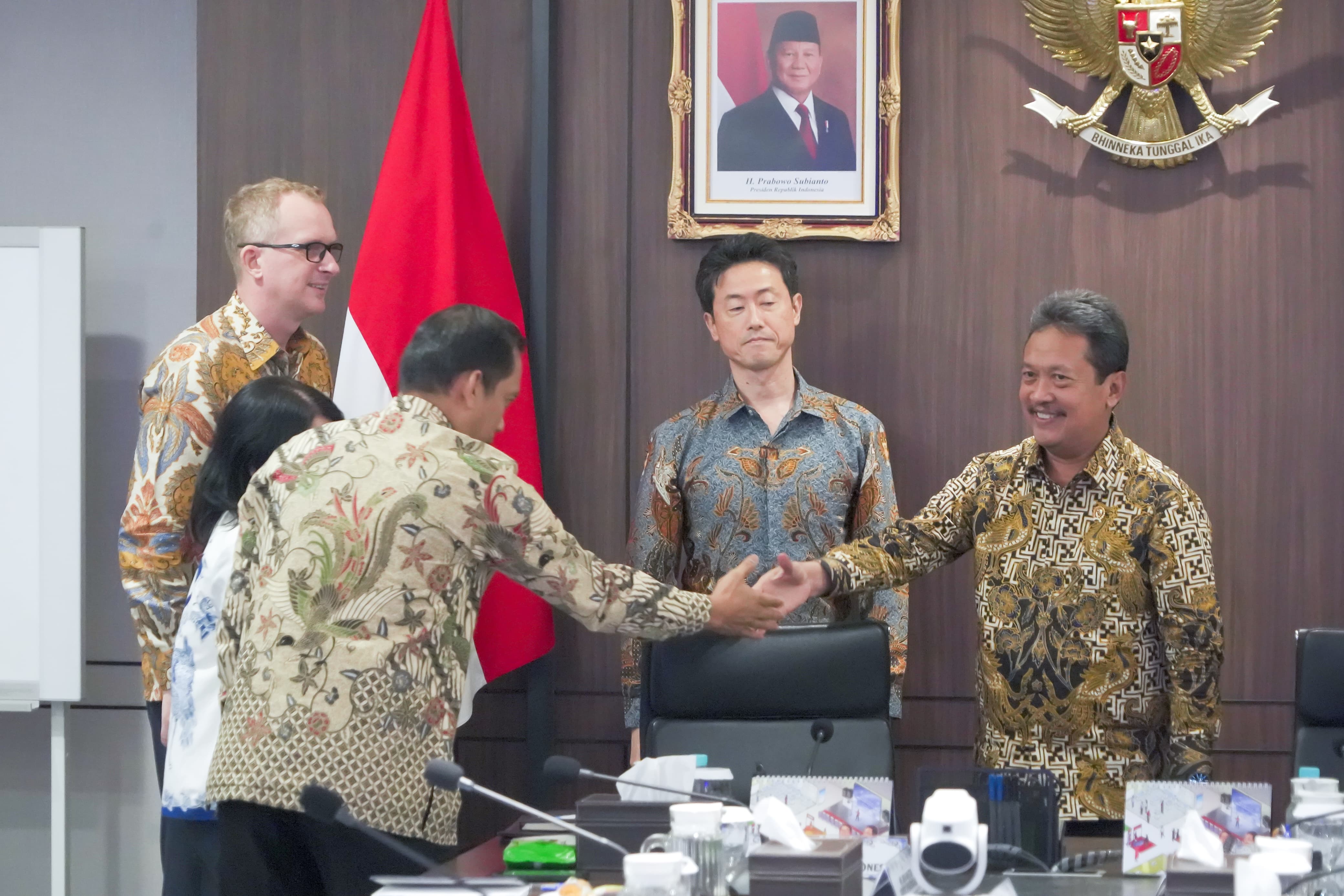 Menerima kunjungan Direktur Asian Development Bank perwakilan Indonesia