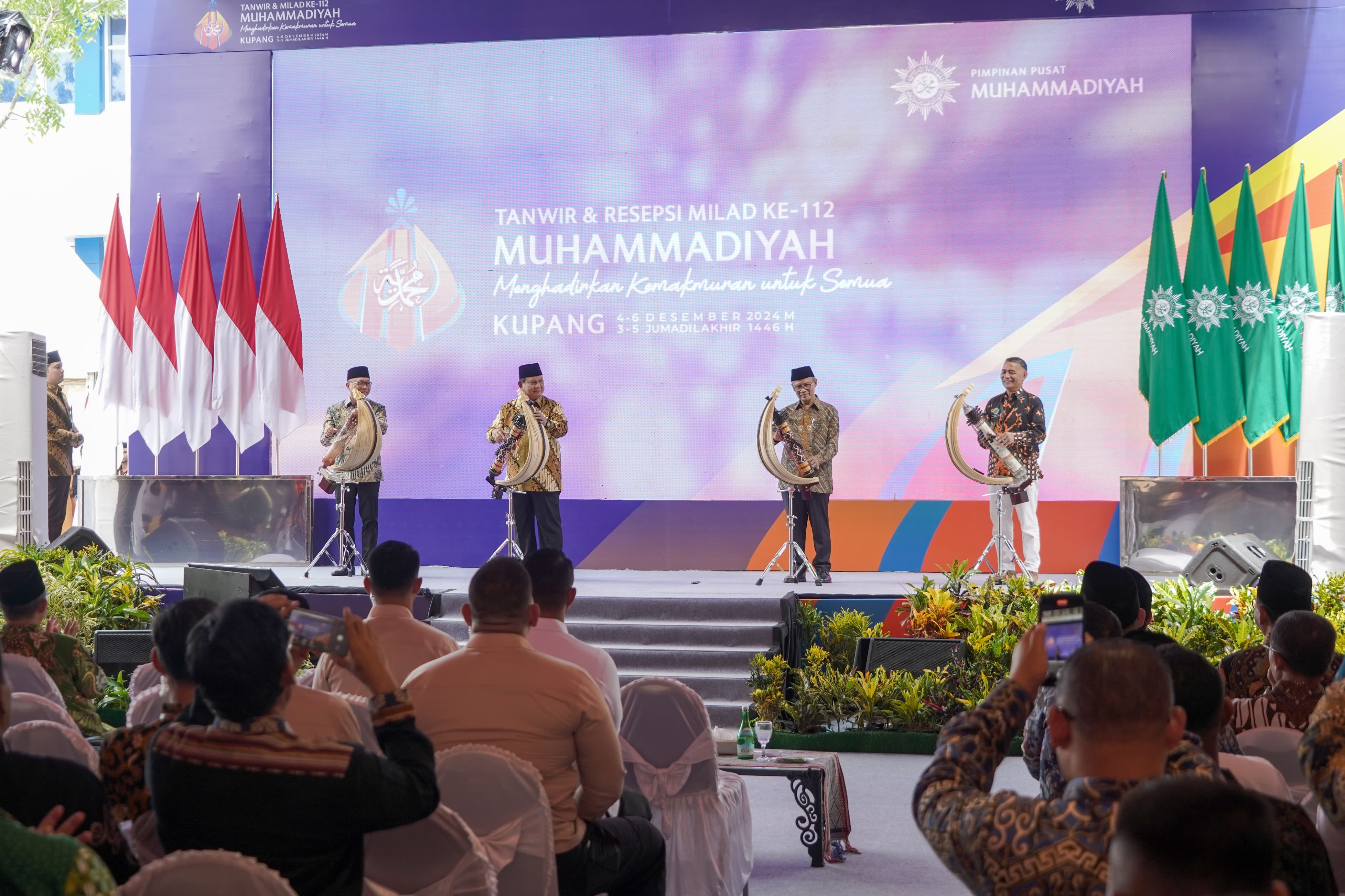 Bersama Menko Pangan menghadiri pembukaan Tanwir Muhammadiyah oleh Presiden RI