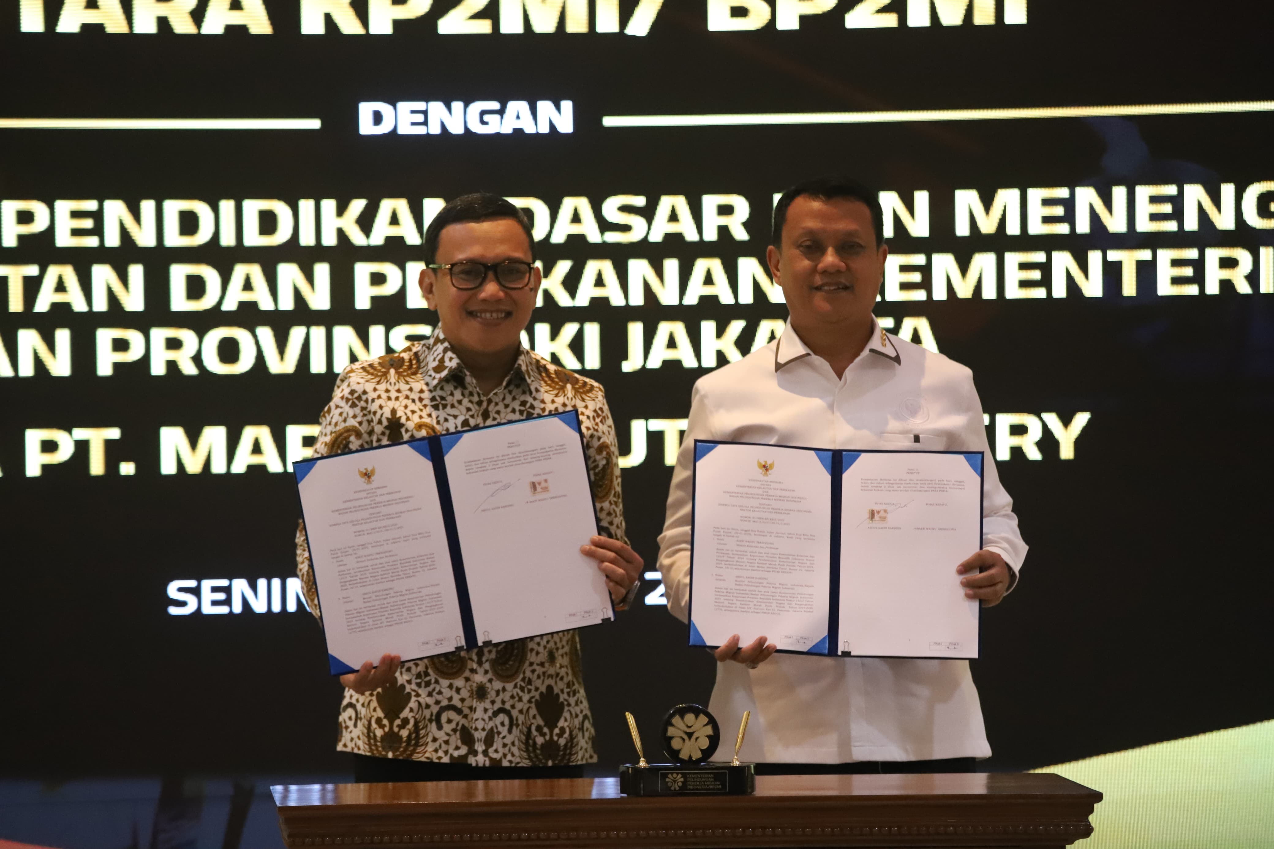 Sekretaris Jenderal KKP menandatangani Nota Kesepakatan antara KP2MI dan BP2MI