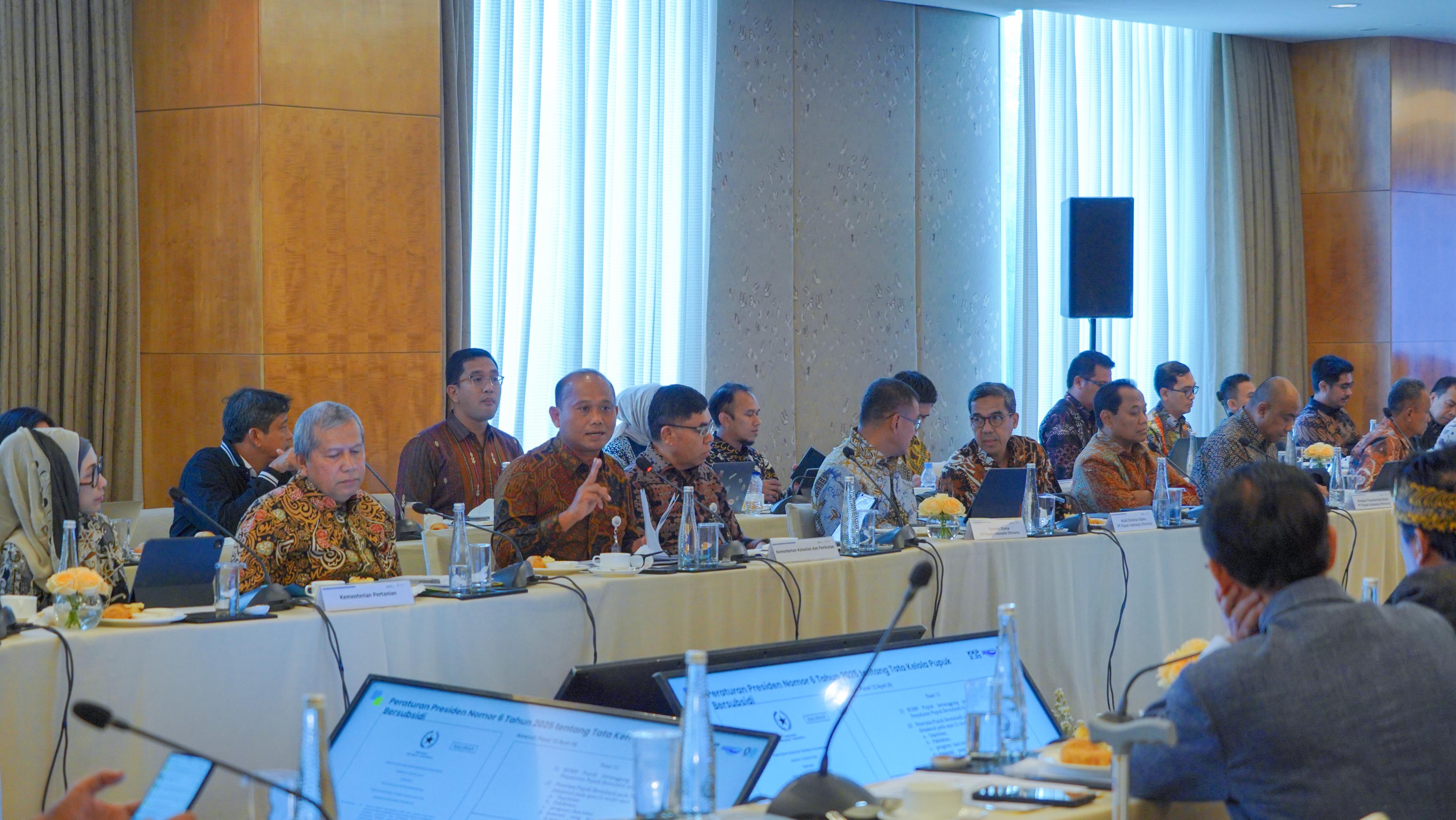 Focus Group Discussion (FGD) bersama Komisi IV DPR RI dan PT Pupuk Indonesia