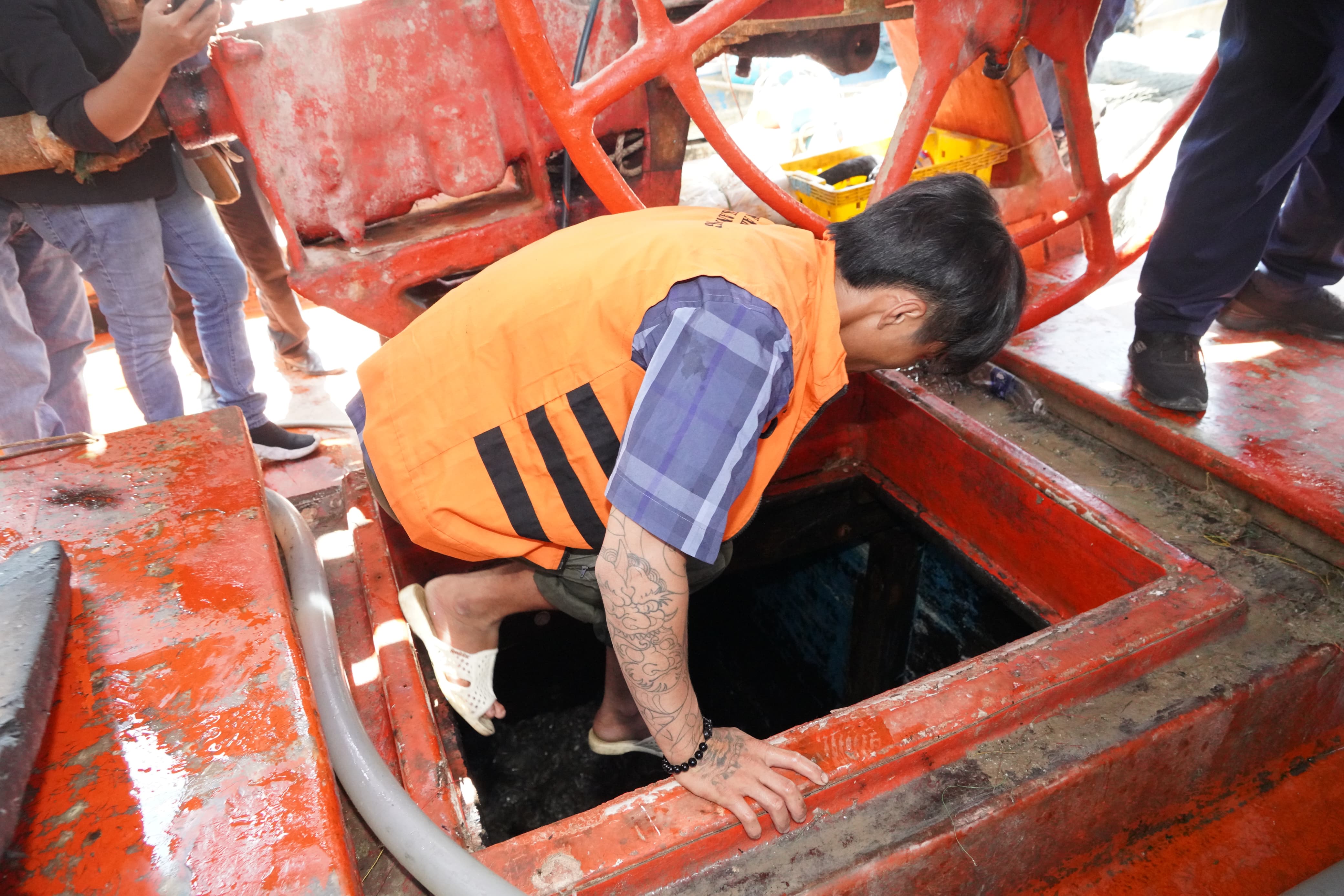 Konferensi Pers Penangkapan 2 Kapal Vietnam di Laut Natuna