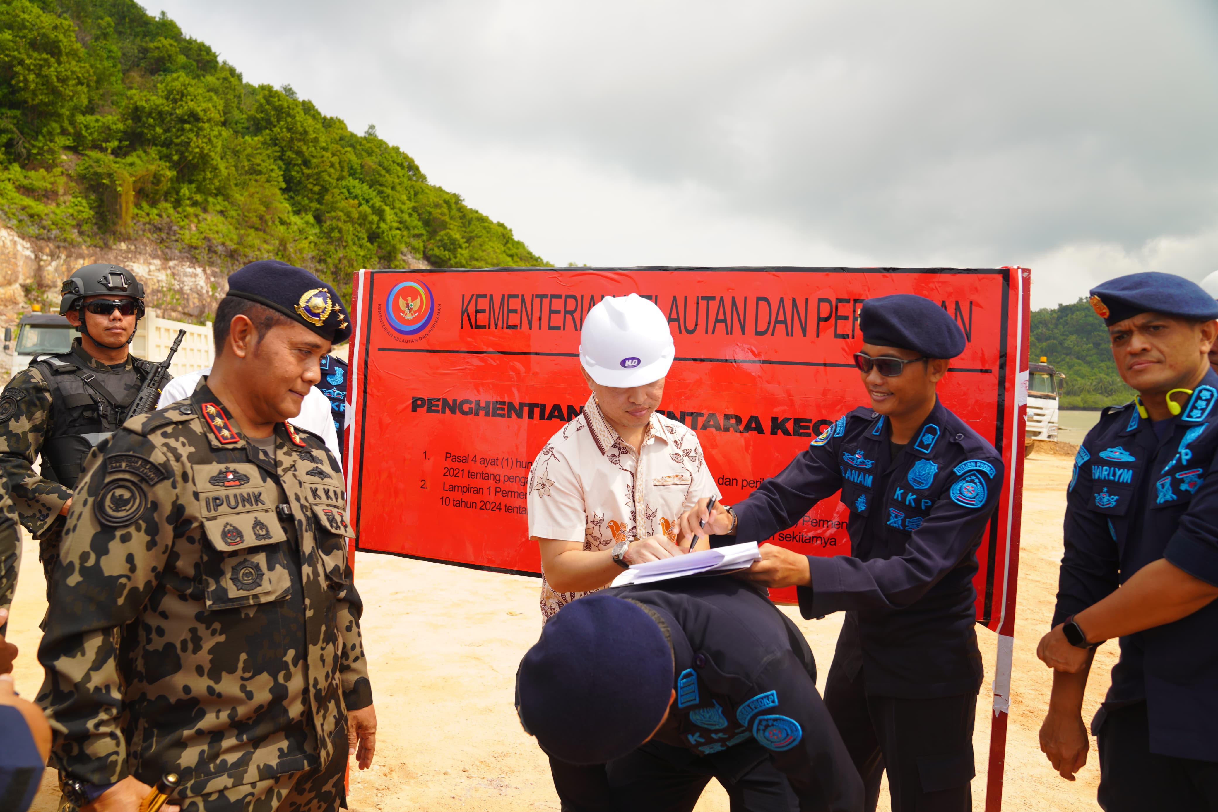 KKP Segel Pemanfaatan Tiga Pulau Kecil Tidak Sesuai Ketentuan di Kepri