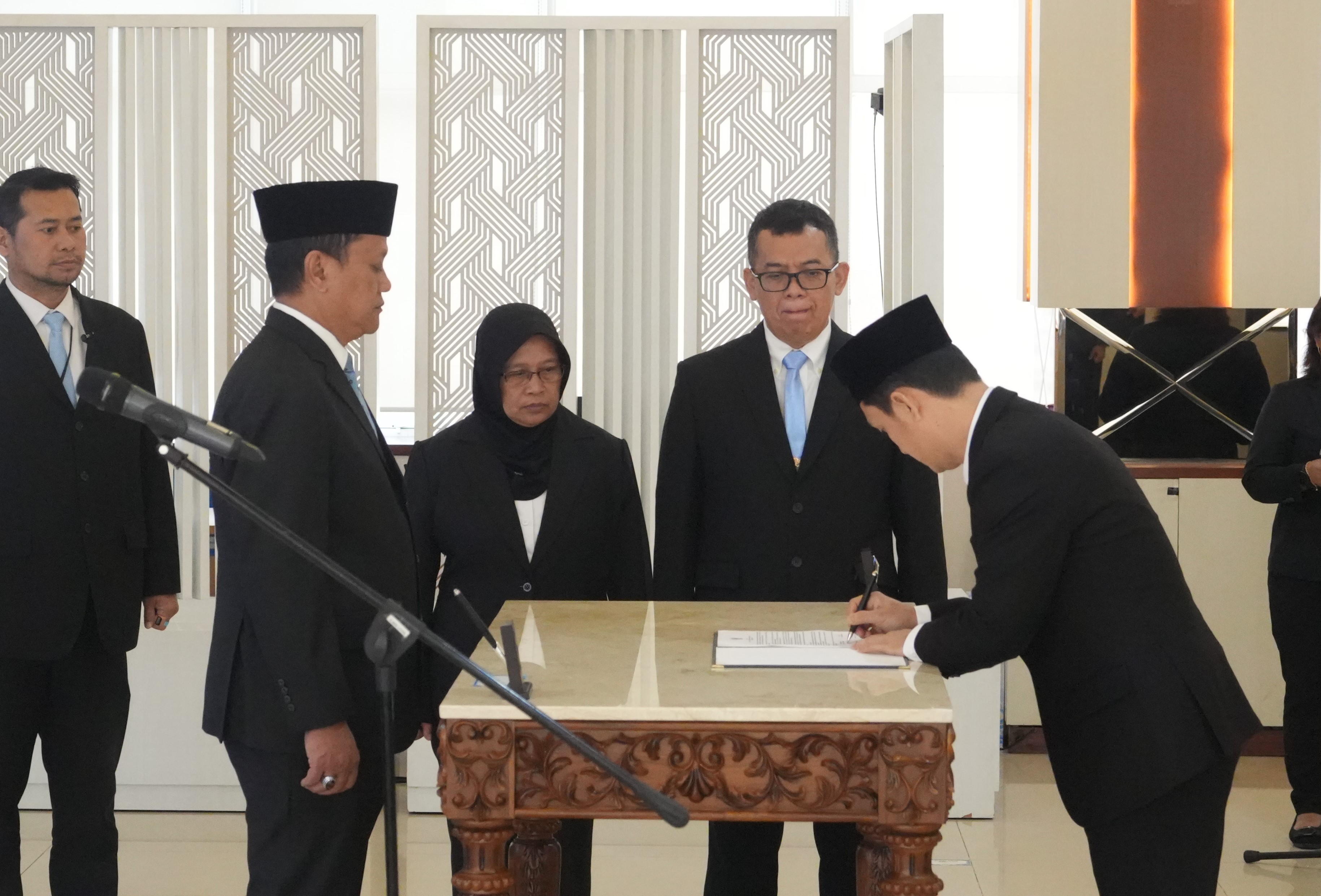 Pelantikan dan Pengambilan Sumpah/Janji Jabatan Lingkup Direktorat Jenderal Pengelolaan Kelautan, Jakarta (28/7).