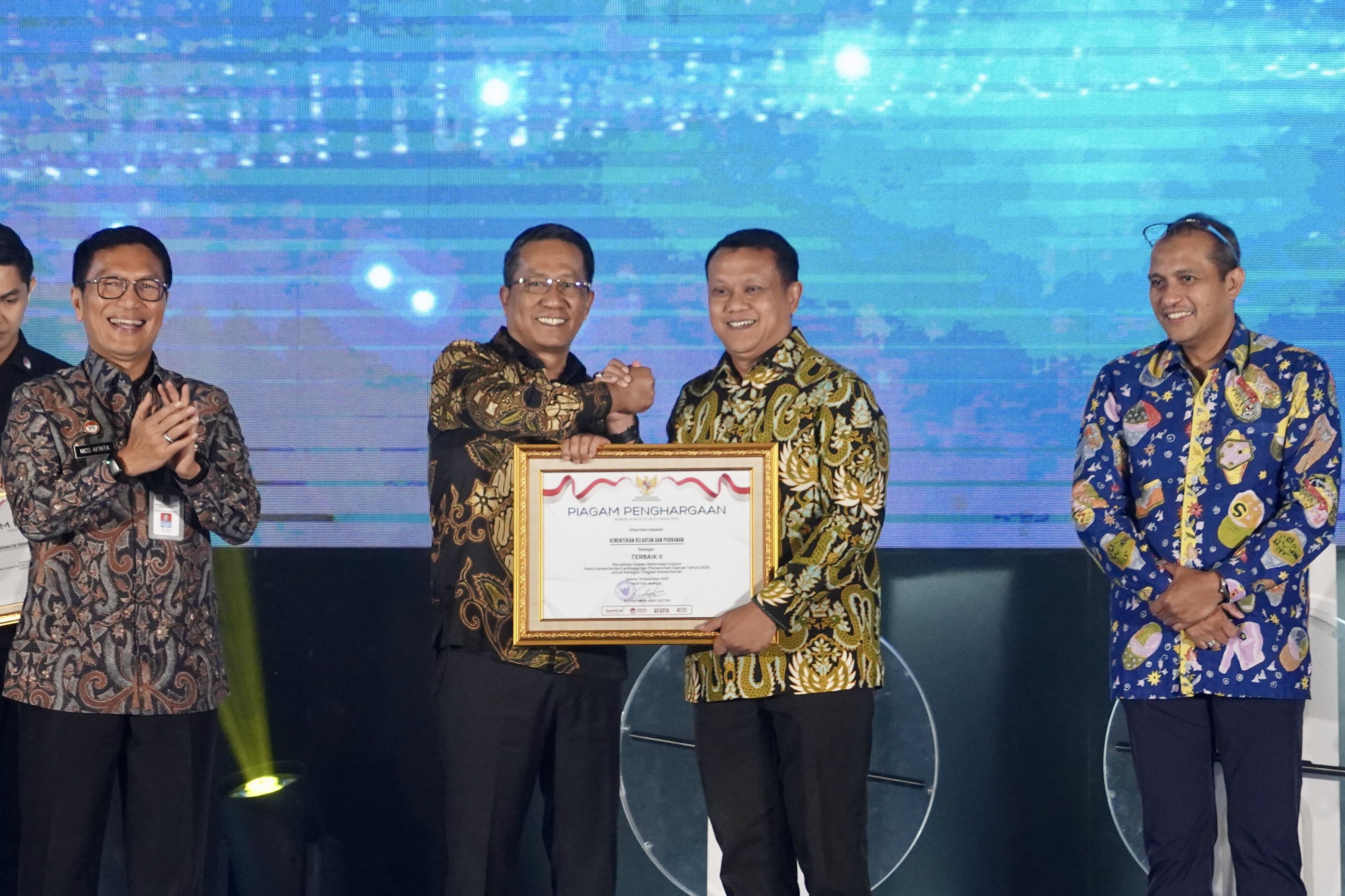 KKP Raih Penghargaan Indeks Reformasi Hukum Tahun 2025 Sebagai Terbaik II Kategori Tingkat Kementerian