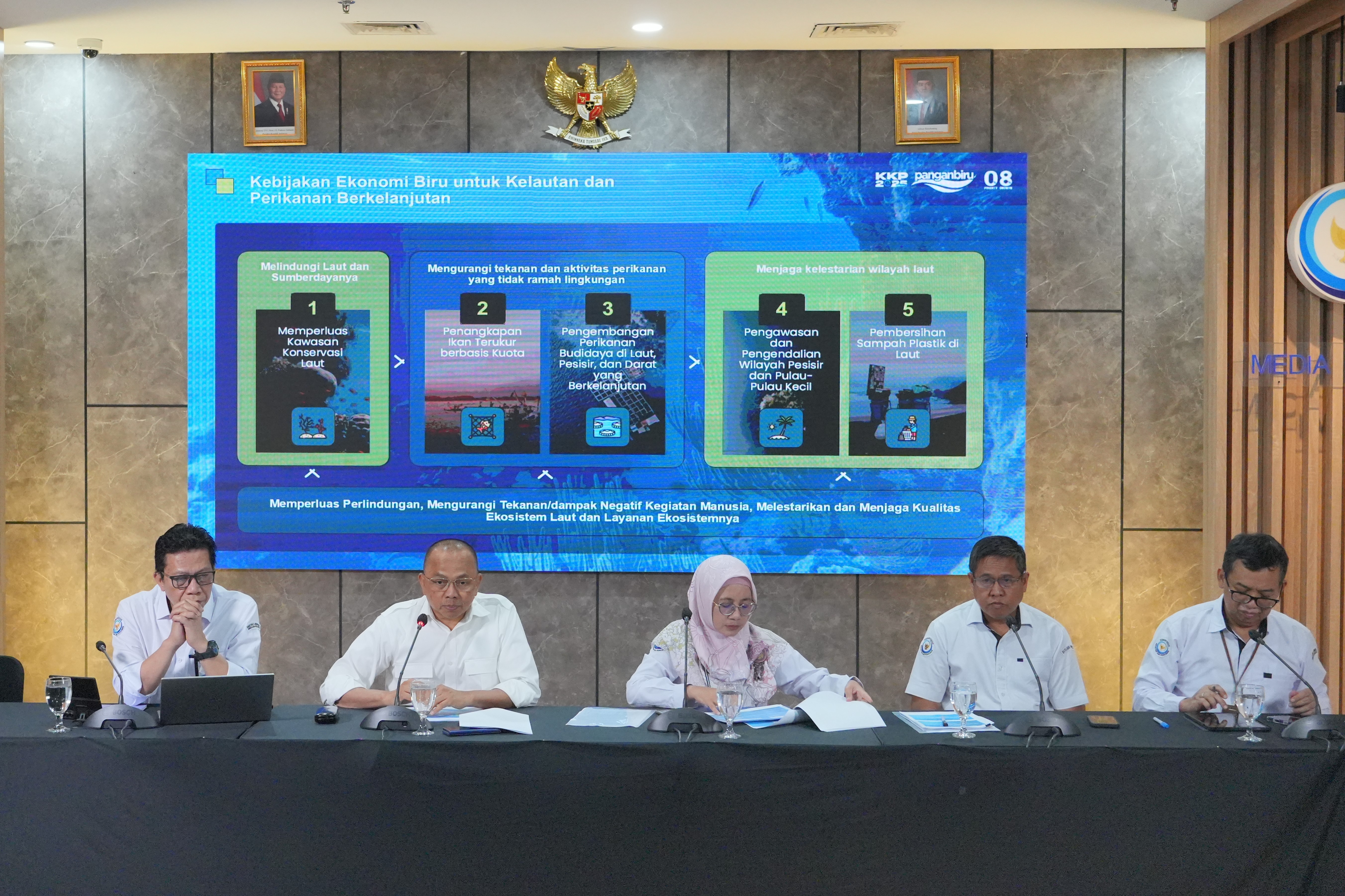 Konferensi Pers Capaian Kinerja Kelautan dan Perikanan - Direktorat Jenderal Pengelolaan Kelautan, Jakarta (30/12).