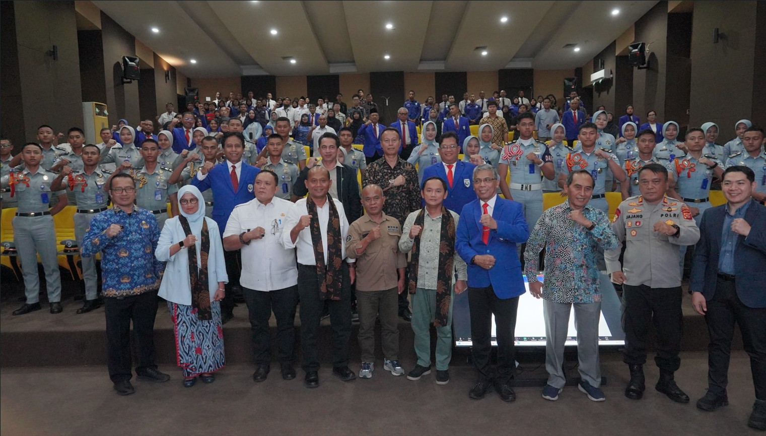 Dirjen PB sebagai Narasumber dalam acara Vocational Seminar: Marine and Inland Fisheries