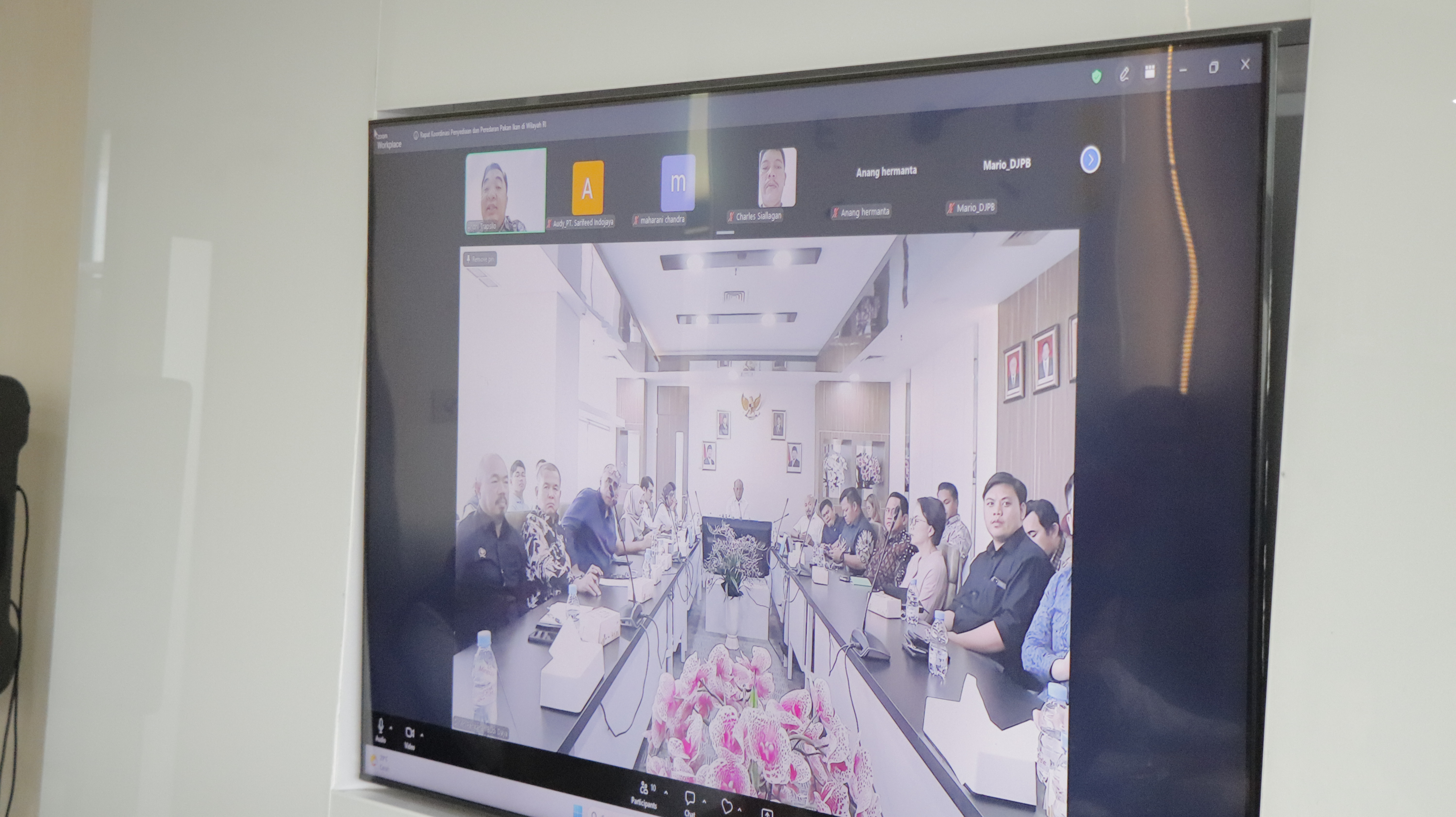 Audiensi dengan Pelaku Usaha Pakan Ikan