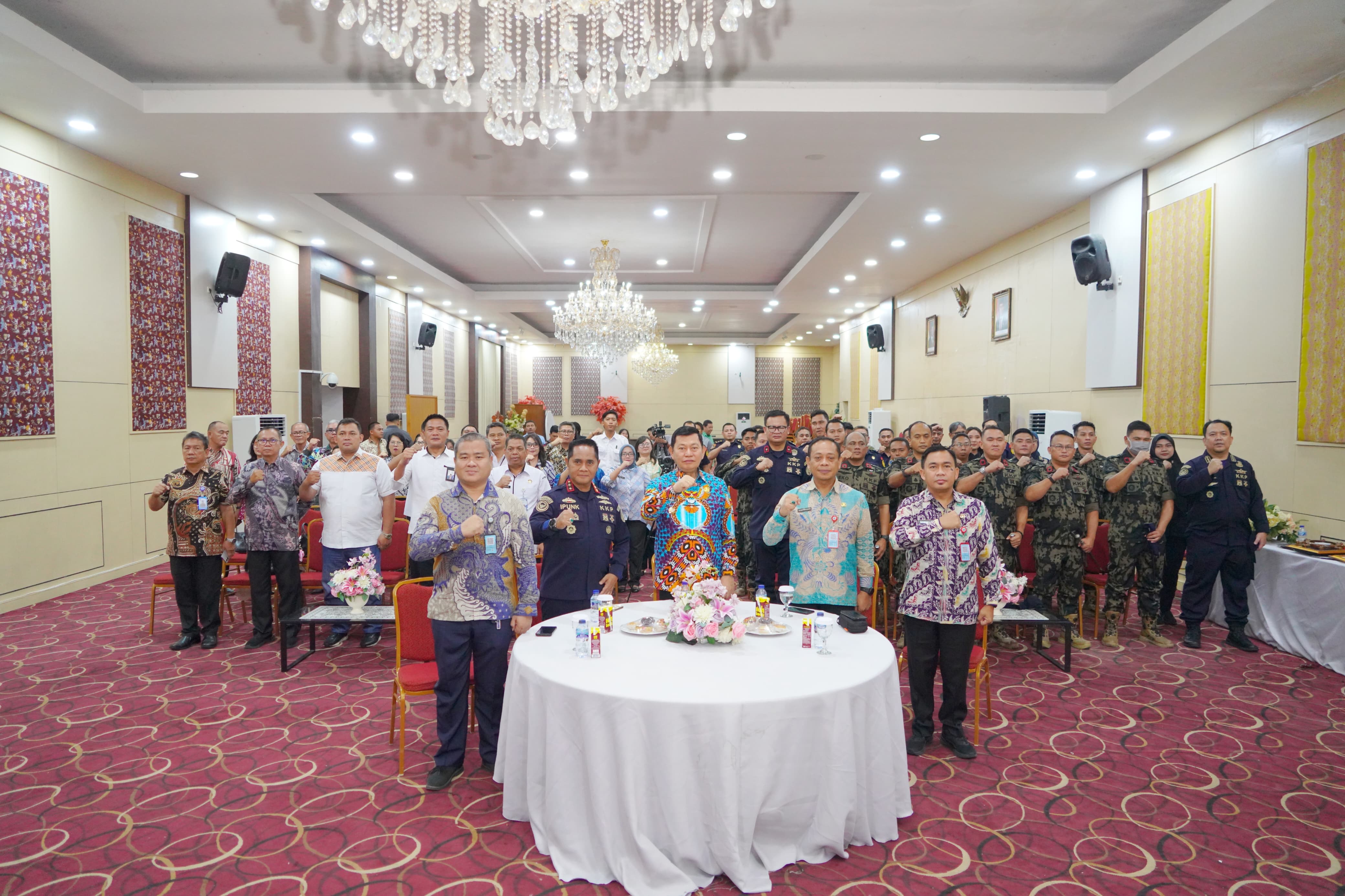 KKP Serahkan Tiga Kapal Ikan Hasil Tangkapan IUU Fishing ke Pemprov Sulut