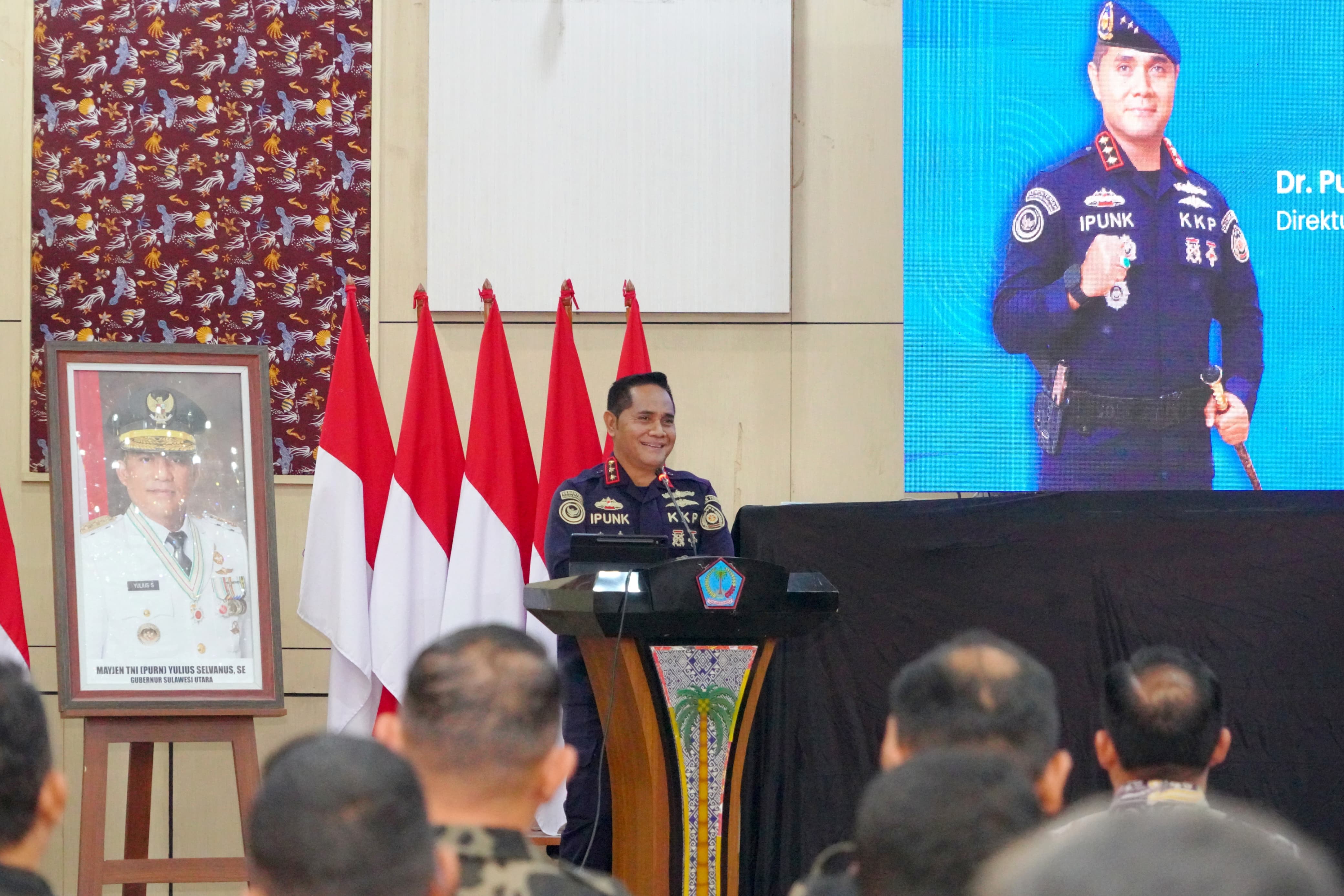 KKP Serahkan Tiga Kapal Ikan Hasil Tangkapan IUU Fishing ke Pemprov Sulut