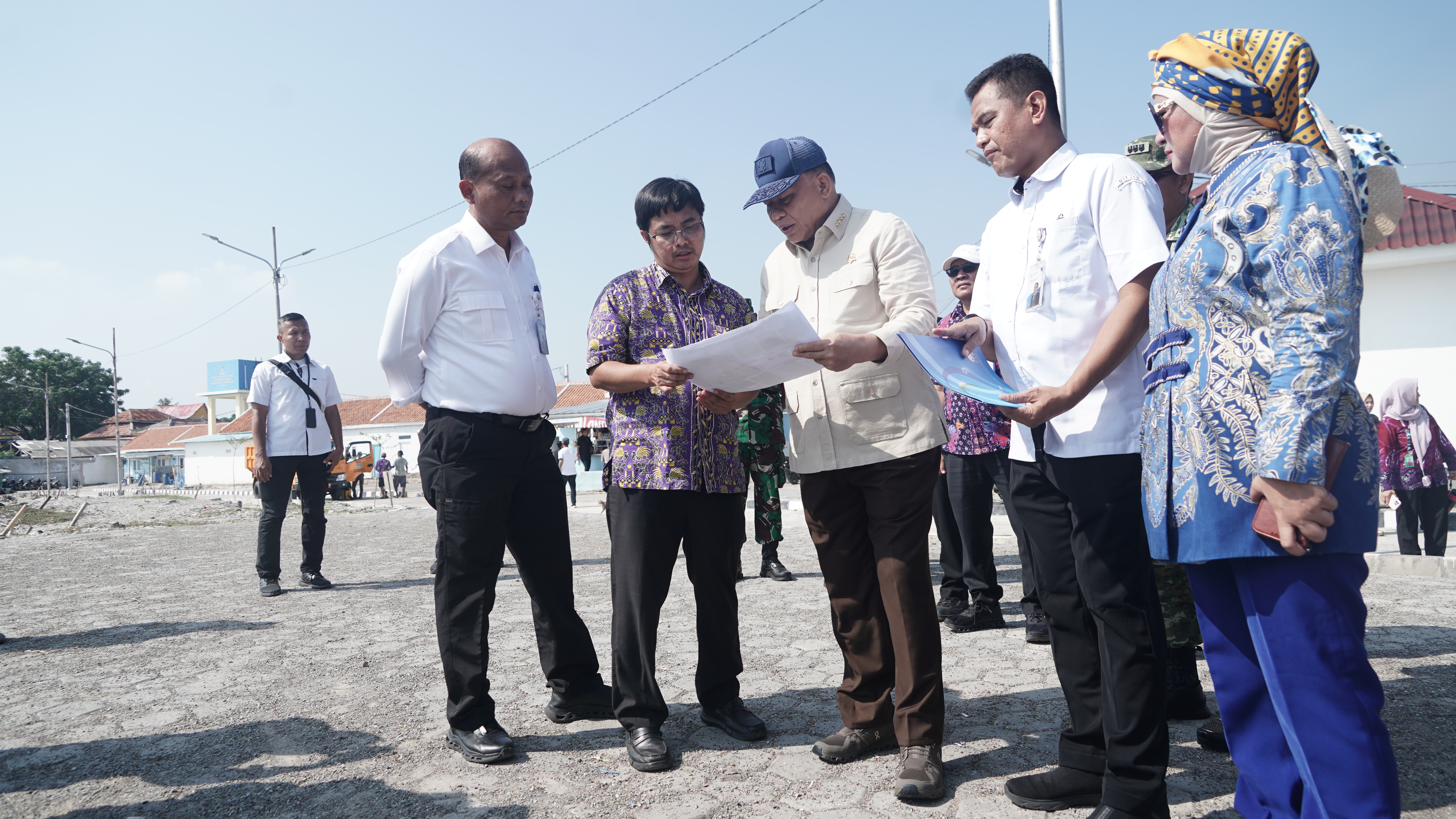 Kunjungan kerja Menteri Koordinator Bidang Infrastruktur dan Pembangunan Kewilayahan bersama Wakil Menteri Kelautan dan Perikanan