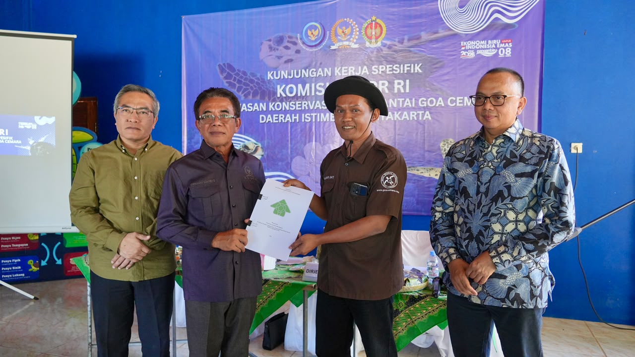 Kunjungan Kerja Spesifik Komisi IV DPR RI di Kawasan Konservasi Penyu Pantai Goa Cemara, D.I Yogyakarta