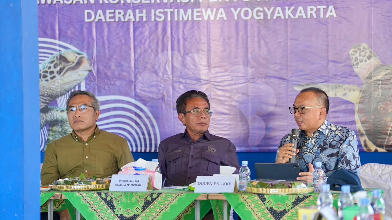 Kunjungan Kerja Spesifik Komisi IV DPR RI di Kawasan Konservasi Penyu Pantai Goa Cemara, D.I Yogyakarta