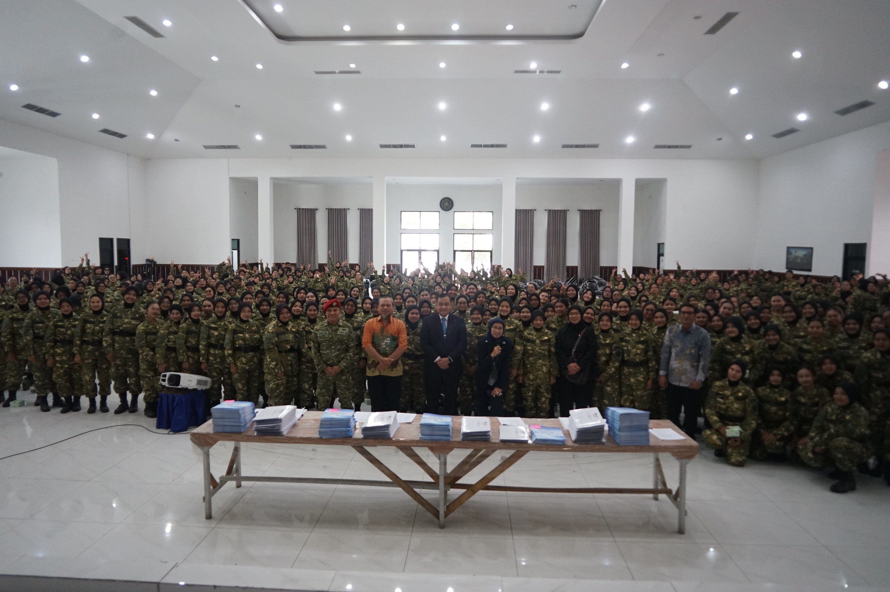 Upacara Penutupan Diklat SPPI KDKMP dan KNMP